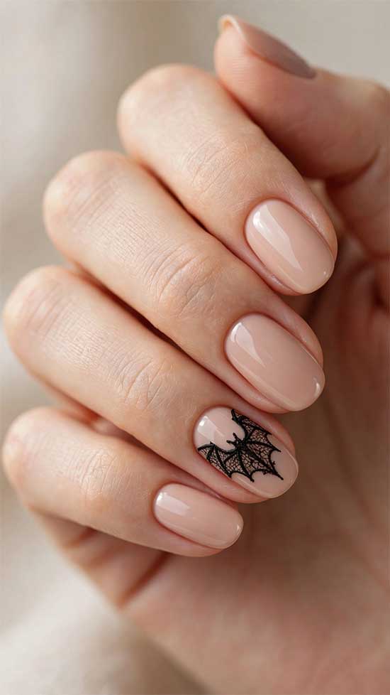 gothic halloween nails